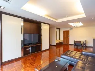 For sale 3 bedrooms condo in Yan Nawa, Bangkok
