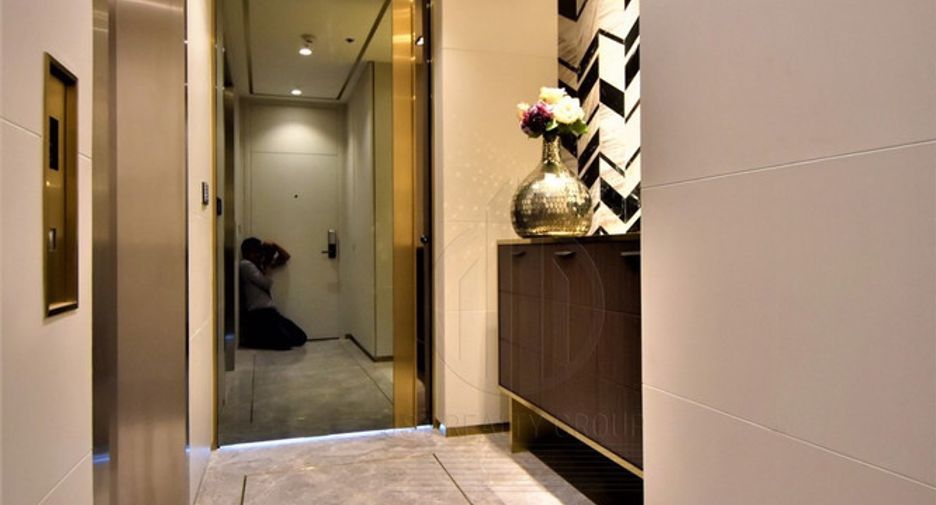 Wohnung zur Miete mit 2 Zimmer in Pathum Wan, Bangkok