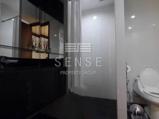 For rent 4 bedrooms condo in Khlong Toei, Bangkok