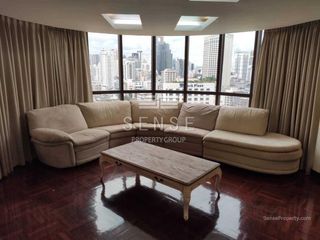 For rent 4 bedrooms condo in Khlong Toei, Bangkok