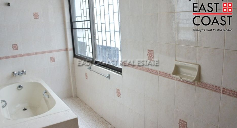 For sale 3 bedrooms house in Bang Lamung, Chonburi