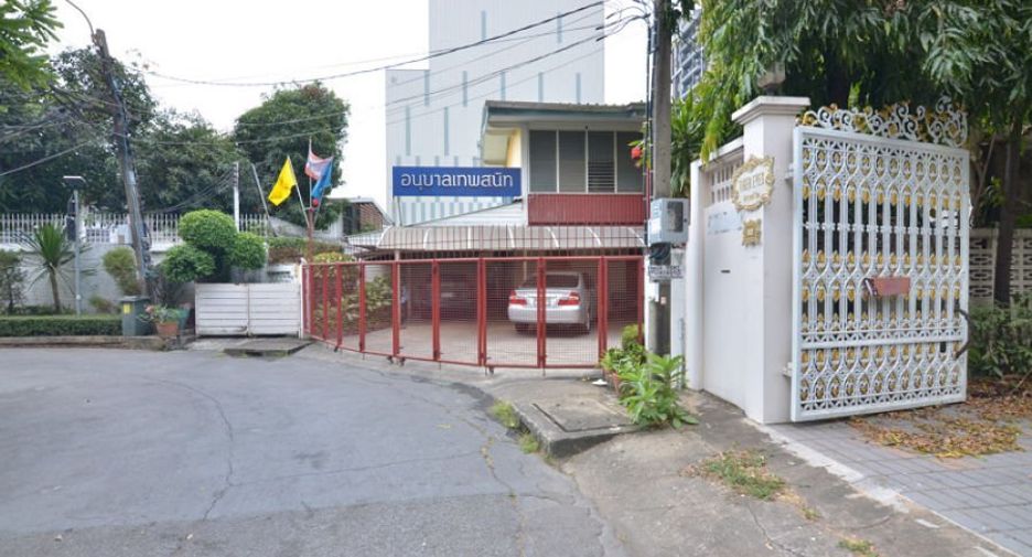 ให้เช่า 2 ห้องนอน บ้านเดี่ยว ใน วัฒนา, กรุงเทพฯ