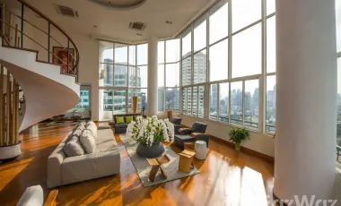 For sale 5 bed condo in Watthana, Bangkok