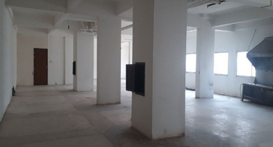 Local comercial en venta en Tha Yang, Phetchaburi