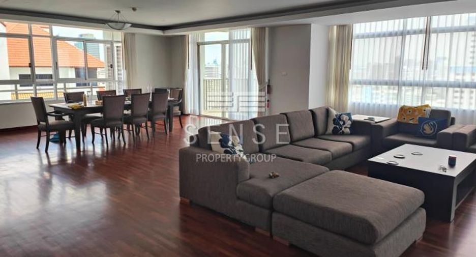Condo en alquiler de 4 habitaciones en Watthana, Bangkok