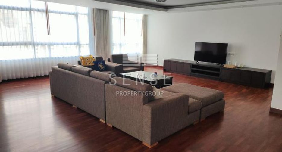 Condo en alquiler de 4 habitaciones en Watthana, Bangkok