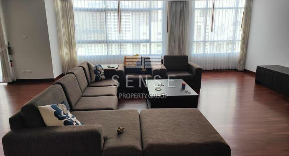Condo en alquiler de 4 habitaciones en Watthana, Bangkok