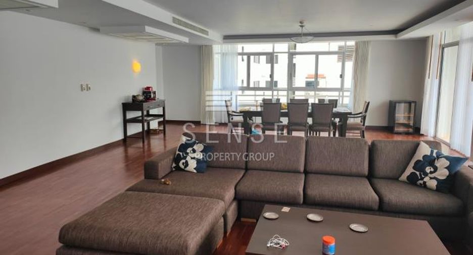 Condo en alquiler de 4 habitaciones en Watthana, Bangkok