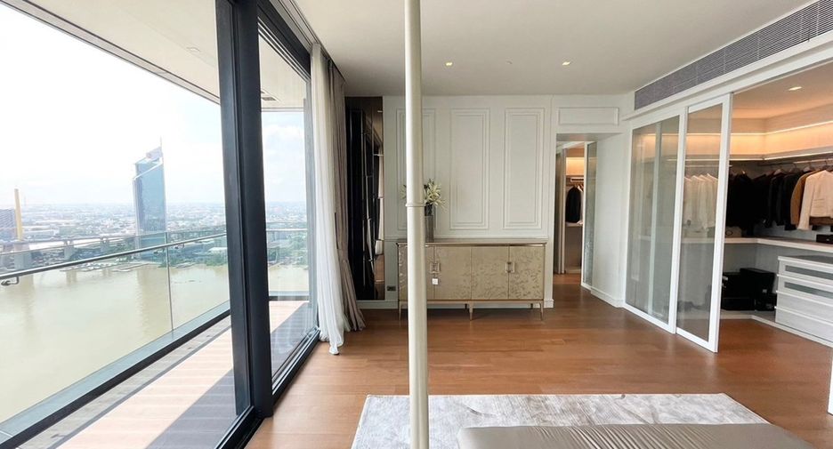 For sale 4 bedrooms condo in Bang Kho Laem, Bangkok