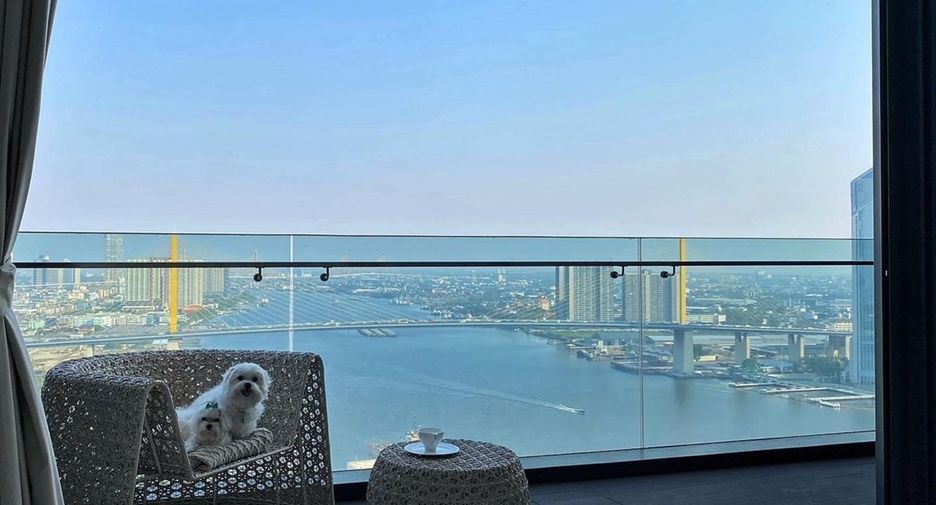 For sale 4 bedrooms condo in Bang Kho Laem, Bangkok