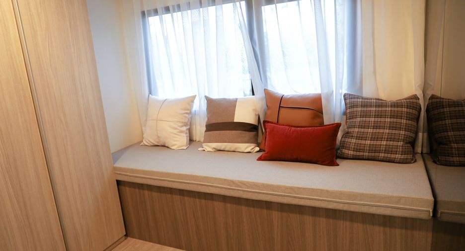 For sale 2 bed condo in Mueang Samut Prakan, Samut Prakan
