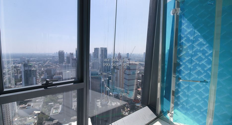 À vendre 3 chambres condo à Khlong Toei, Bangkok