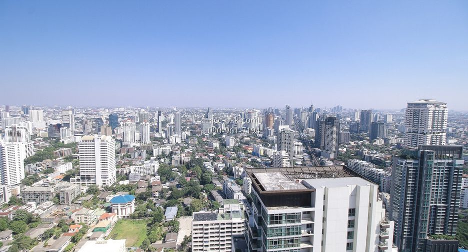 À vendre 3 chambres condo à Khlong Toei, Bangkok
