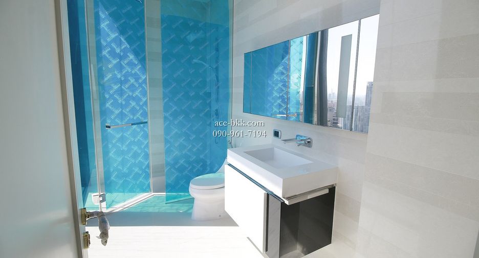 À vendre 3 chambres condo à Khlong Toei, Bangkok
