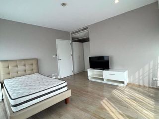 For rent スタジオ condo in Khlong Toei, Bangkok