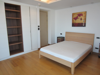 For rent 2 Beds condo in Phaya Thai, Bangkok