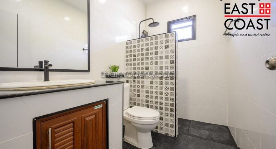 For sale 6 bedrooms house in Bang Lamung, Chonburi