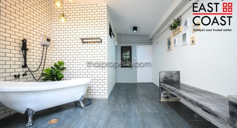For sale 6 bedrooms house in Bang Lamung, Chonburi