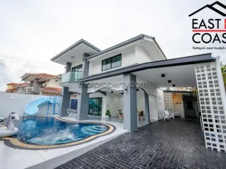 Haus zum Kauf mit 6 Zimmer in Bang Lamung, Chonburi