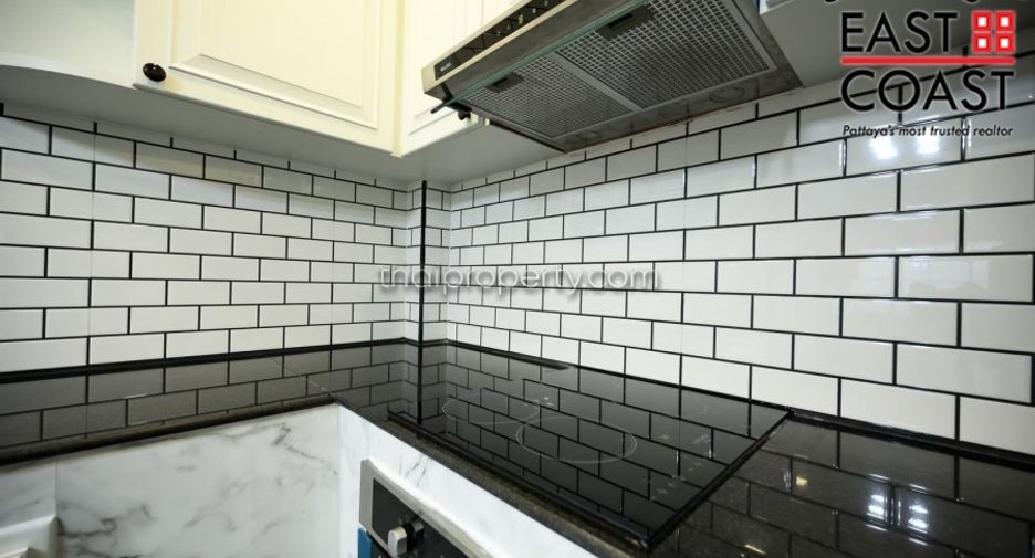 For sale 6 bedrooms house in Bang Lamung, Chonburi