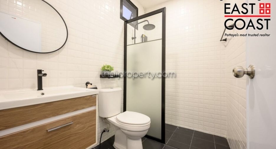 For sale 6 bedrooms house in Bang Lamung, Chonburi