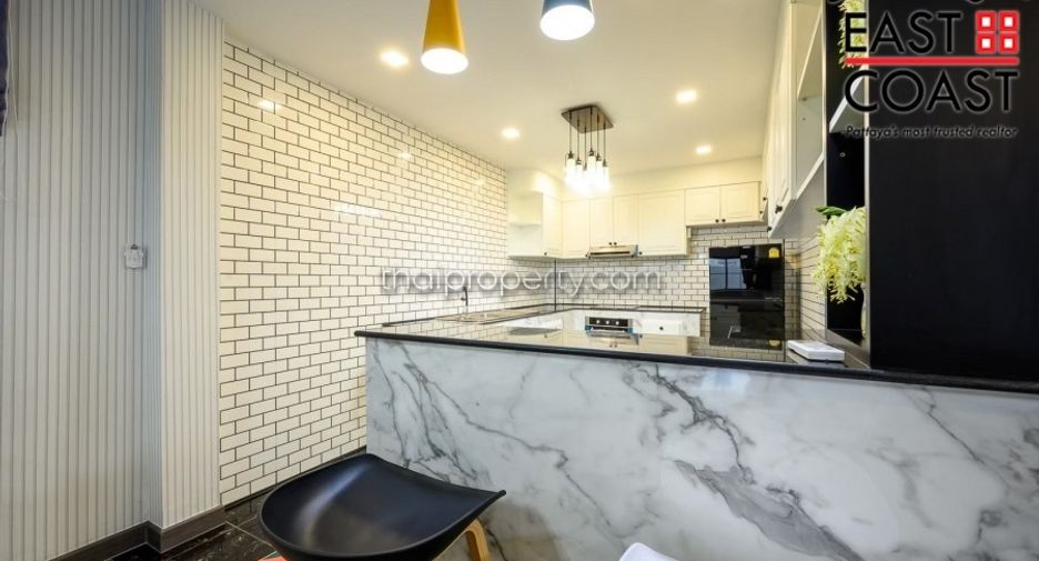 For sale 6 bedrooms house in Bang Lamung, Chonburi