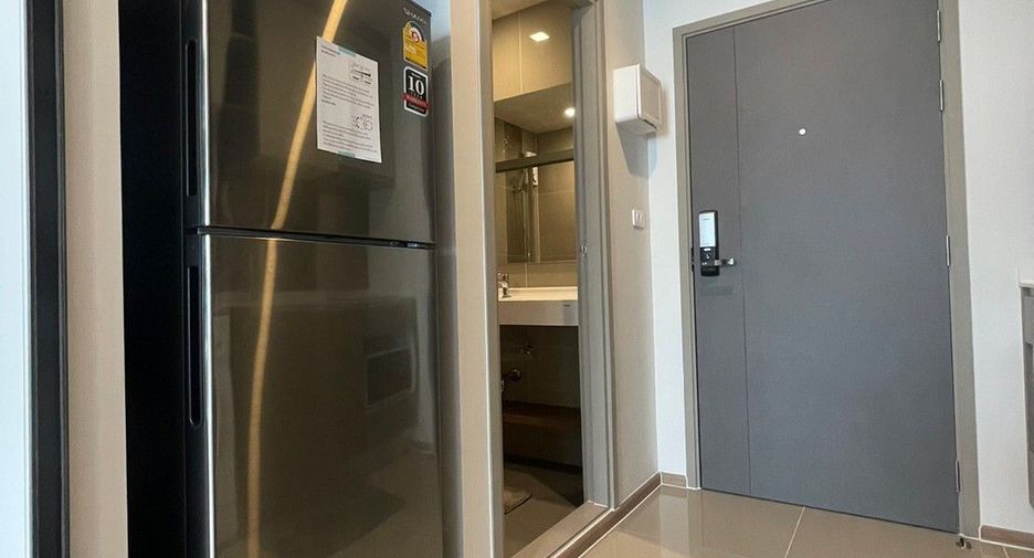 For rent studio condo in Huai Khwang, Bangkok