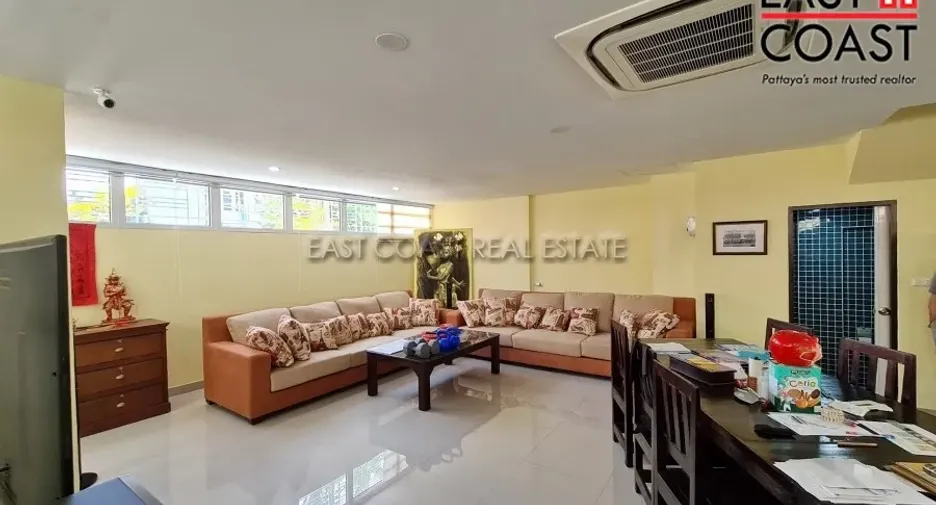 Casa en venta de 4 habitaciones en Bang Lamung, Chonburi