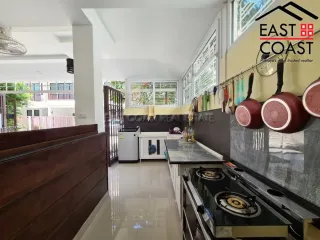 Casa en venta de 4 habitaciones en Bang Lamung, Chonburi