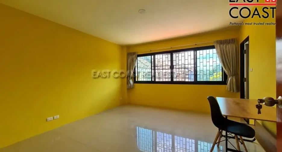 Casa en venta de 4 habitaciones en Bang Lamung, Chonburi