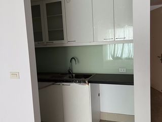 For rent そして for sale スタジオ condo in Dusit, Bangkok