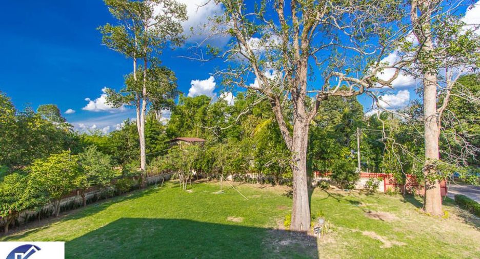 Casa en venta de 5 habitaciones en Khueang Nai, Ubon Ratchathani