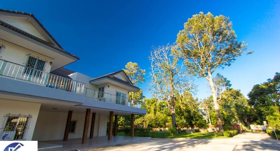 Casa en venta de 5 habitaciones en Khueang Nai, Ubon Ratchathani