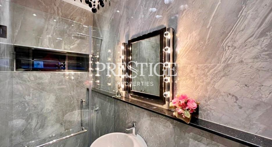 Casa en venta y en alquiler de 8 habitaciones en Bang Lamung, Chonburi