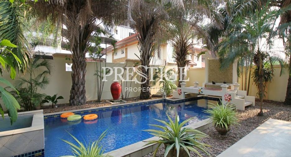 For rent and for sale 4 bedrooms house in Bang Lamung, Chonburi