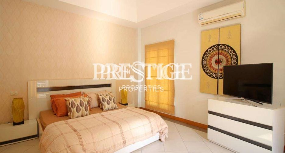 For rent and for sale 4 bedrooms house in Bang Lamung, Chonburi