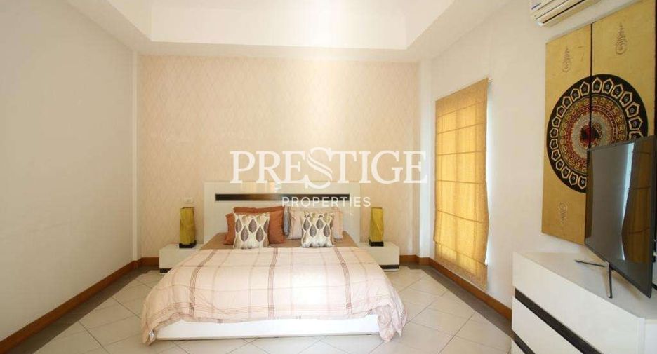 For rent and for sale 4 bedrooms house in Bang Lamung, Chonburi