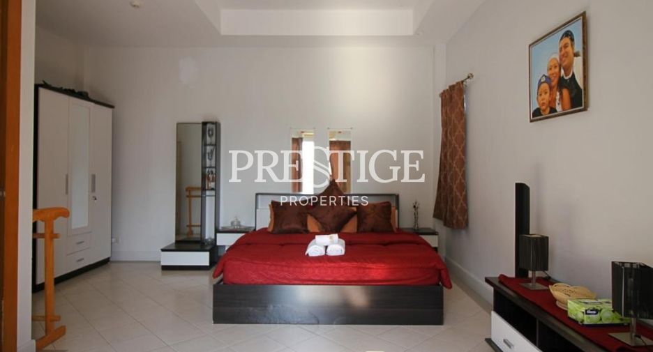 For rent and for sale 4 bedrooms house in Bang Lamung, Chonburi