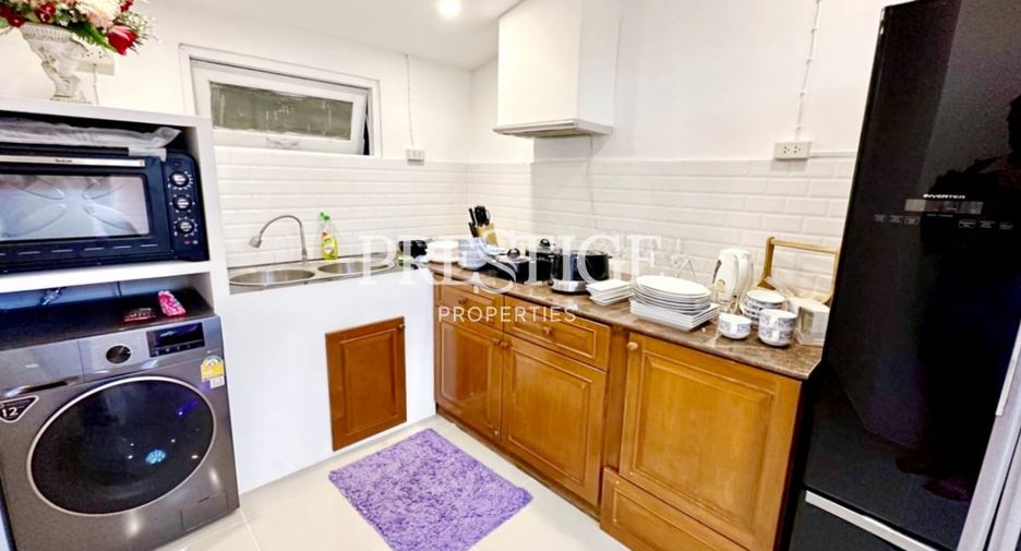 For rent 4 bedrooms house in Bang Lamung, Chonburi