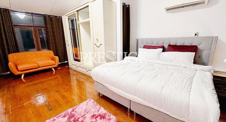 For rent 4 bedrooms house in Bang Lamung, Chonburi