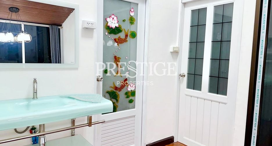 For rent 4 bedrooms house in Bang Lamung, Chonburi