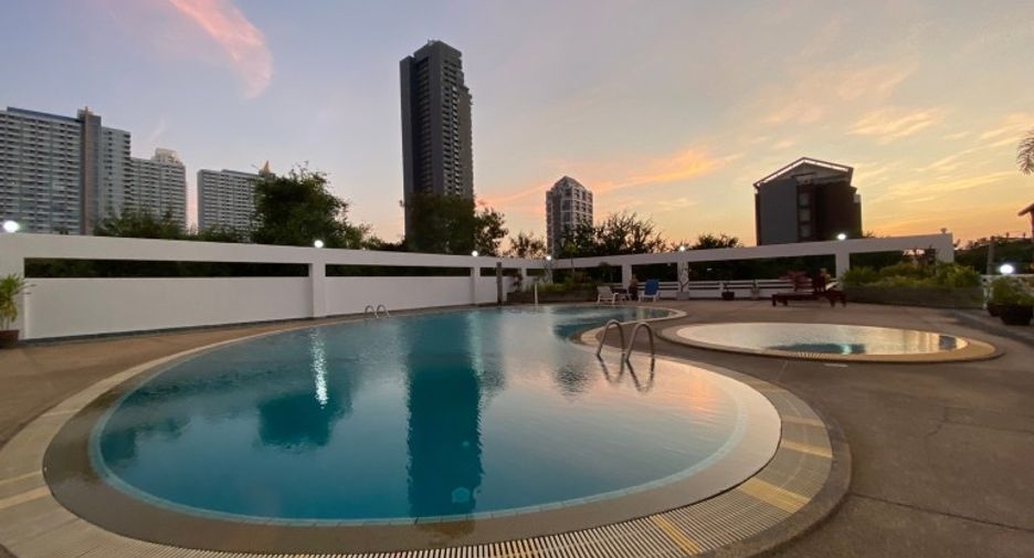 For sale 1 bed condo in Bang Lamung, Chonburi