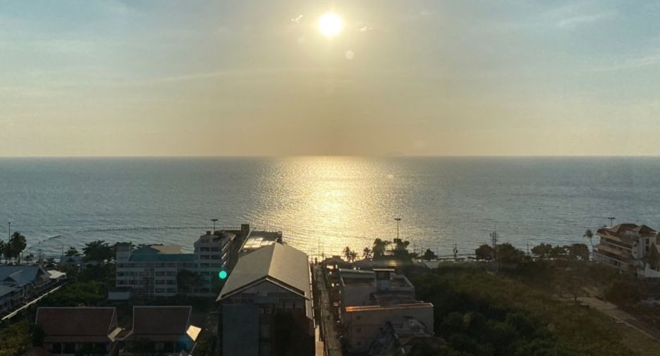 For sale 1 bed condo in Bang Lamung, Chonburi