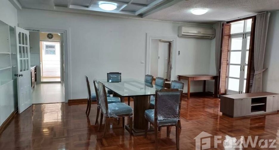 For rent 3 Beds apartment in Pathum Wan, Bangkok