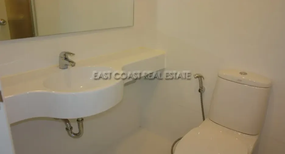 For sale 1 bed condo in Bang Lamung, Chonburi