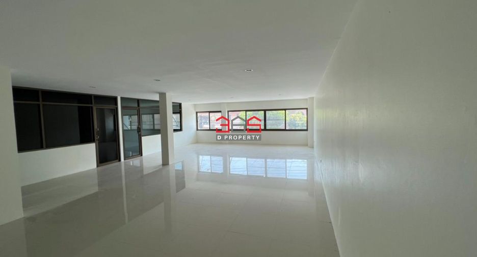 Casa en venta de 3 habitaciones en Bang Na, Bangkok