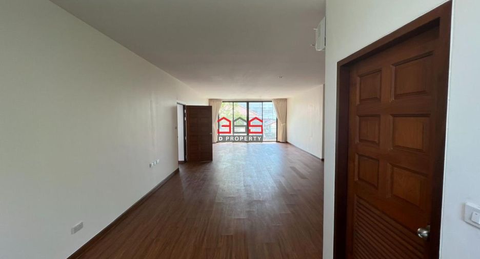 Casa en venta de 3 habitaciones en Bang Na, Bangkok