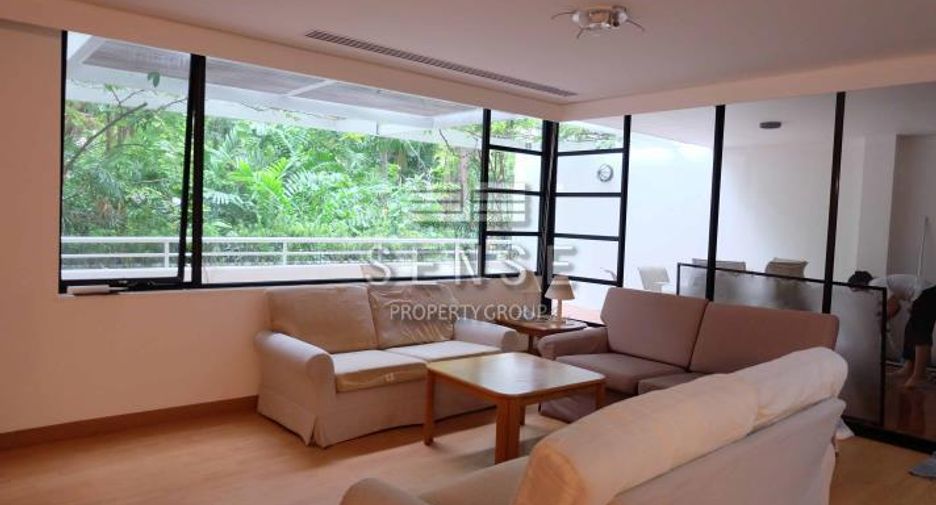 For rent 3 bedrooms condo in Sathon, Bangkok