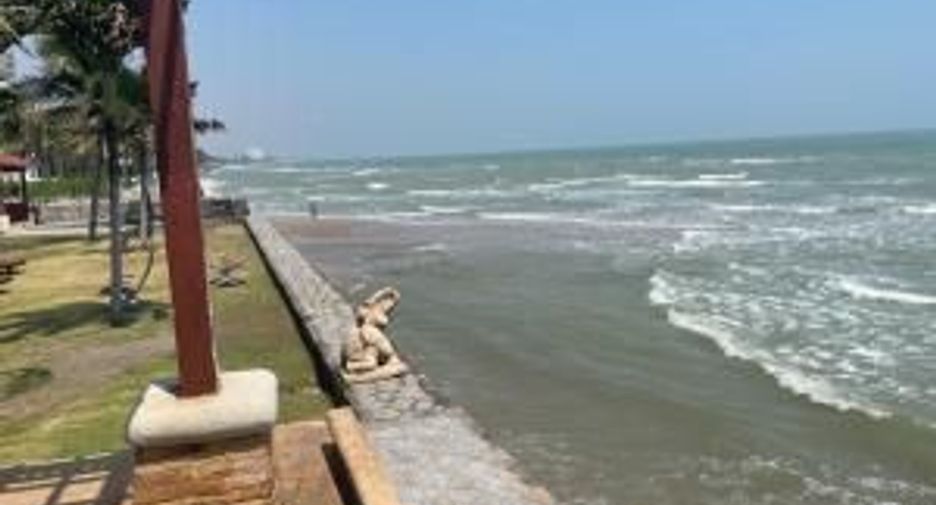 For sale 2 bed condo in Hua Hin, Prachuap Khiri Khan