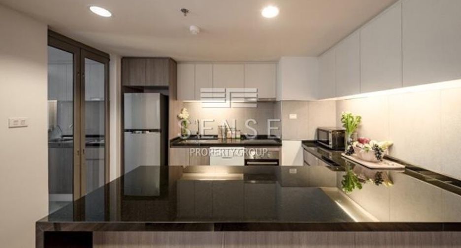 For rent 3 bedrooms condo in Khlong Toei, Bangkok